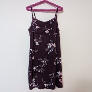 La Vie en Rose - Burgundy Nightie with floral prints / Nuisette